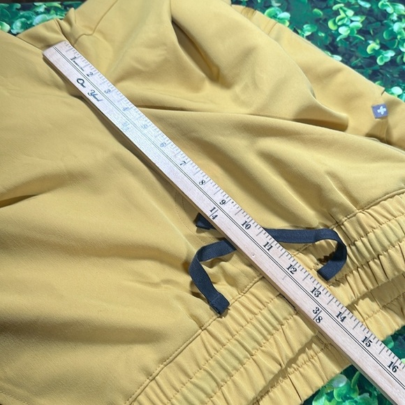 FIGS High Waisted Zamora Jogger Scrub Pants Light Gold Womens Size XXL/T PO 1998 - Picture 7 of 13